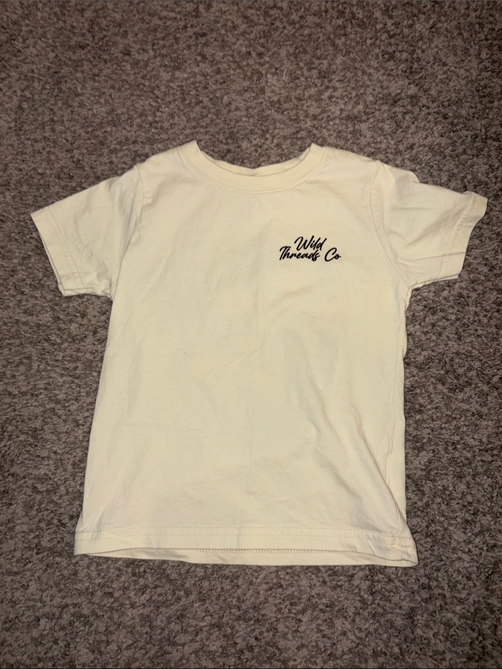 Wild Threads Easter shirt